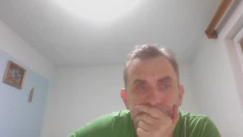 Snapshot of aromannn chatting on 01-18-25, 04:21 aromannn online show from 01-18-25, 04:21