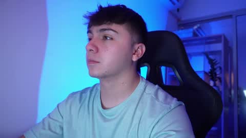 aron__cooper online show from 04-03-26, 02:37