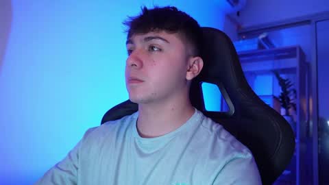 aron__cooper online show from 04-10-26, 01:27