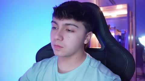 aron__cooper online show from 07-21-26, 01:41
