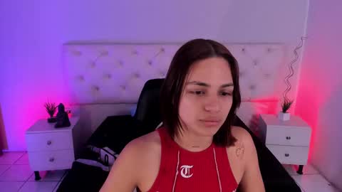 Snapshot of aron_cruz12 chatting on 10-01-25, 01:17 Aron cruz online show from 10-01-25, 01:17