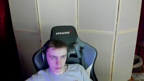 Snapshot of aron_neall chatting on 12-03-24, 03:22 biggest penis online show from 12-03-24, 03:22