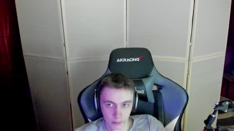Snapshot of aron_neall chatting on 12-03-24, 09:34 biggest penis online show from 12-03-24, 09:34