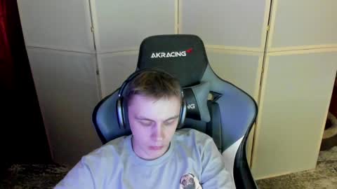 Snapshot of aron_neall chatting on 12-04-24, 04:27 biggest penis online show from 12-04-24, 04:27