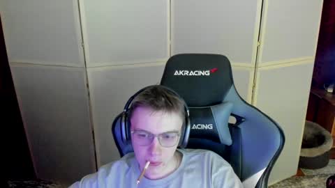 Snapshot of aron_neall chatting on 12-05-24, 04:55 biggest penis online show from 12-05-24, 04:55