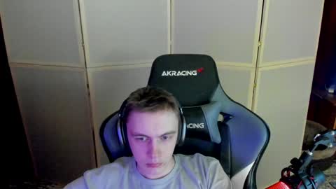 Snapshot of aron_neall chatting on 12-05-24, 08:00 biggest penis online show from 12-05-24, 08:00