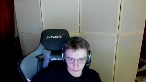 Snapshot of aron_neall chatting on 12-25-24, 10:17 biggest penis online show from 12-25-24, 10:17