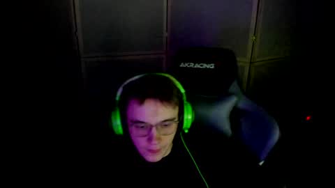 Snapshot of aron_neall chatting on 01-26-25, 05:13 biggest penis online show from 01-26-25, 05:13