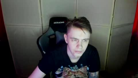Snapshot of aron_neall chatting on 02-24-25, 05:54 biggest penis online show from 02-24-25, 05:54