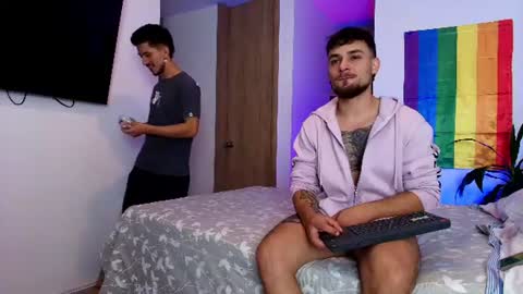 Aron Santoro online show from 06-18-26, 10:58