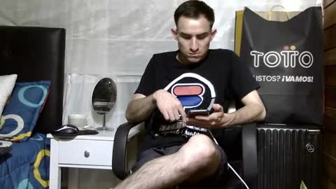 Aron G Franco online show from 05-07-26, 06:35