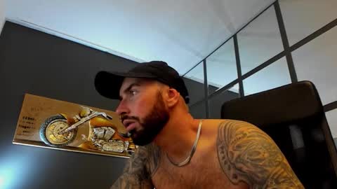 AronGrant online show from 10-31-25, 10:49