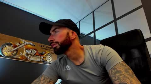 AronGrant online show from 02-12-26, 10:54