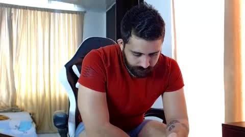 Snapshot of aronmiller404 chatting on 10-25-25, 06:02 aronmiller online show from 10-25-25, 06:02