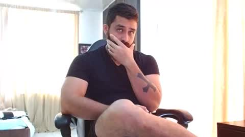 Snapshot of aronmiller404 chatting on 10-26-25, 12:55 aronmiller online show from 10-26-25, 12:55