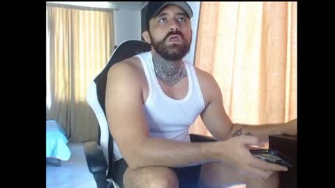 Snapshot of aronmiller404 chatting on 11-09-25, 02:59 aronmiller online show from 11-09-25, 02:59