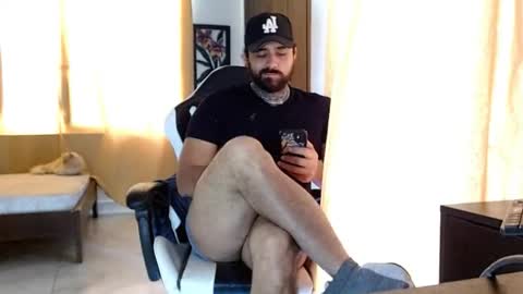 Snapshot of aronmiller404 chatting on 11-29-25, 03:15 aronmiller online show from 11-29-25, 03:15