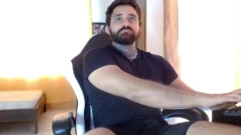 Snapshot of aronmiller404 chatting on 12-01-25, 02:55 aronmiller online show from 12-01-25, 02:55