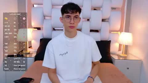 Arontawers online show from 07-24-26, 03:10