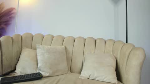   online show from 10-30-25, 10:10