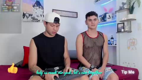 Snapshot of aroon_sexx21 chatting on 06-26-26, 11:53 Aroon online show from 06-26-26, 11:53