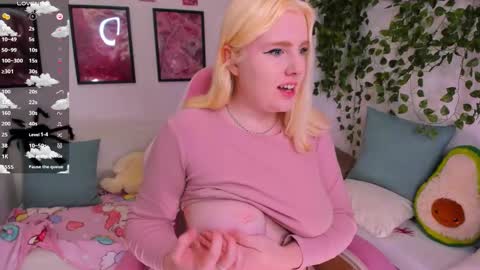 Snapshot of art_lovee_ chatting on 02-04-26, 01:33 art_lovee_ online show from 02-04-26, 01:33