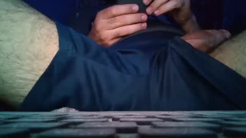 Snapshot of art_max99xxx chatting on 09-09-25, 12:43 art_max99xxx online show from 09-09-25, 12:43