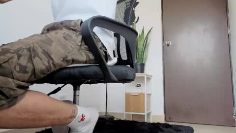   online show from 05-13-26, 03:42