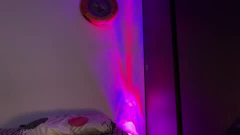   online show from 07-20-26, 03:10