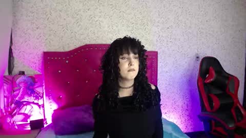 Snapshot of artemisa_bow chatting on 02-26-26, 11:53 Artemisa online show from 02-26-26, 11:53