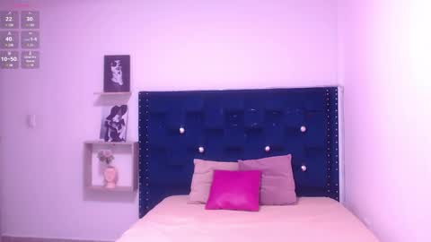 Snapshot of artemiza_love_ chatting on 01-16-25, 12:20 artemiza online show from 01-16-25, 12:20