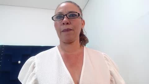 Snapshot of artemiza_love_ chatting on 01-16-25, 03:24 artemiza online show from 01-16-25, 03:24