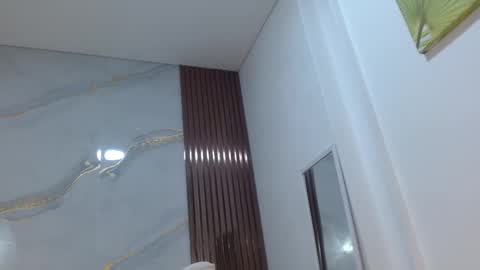 Snapshot of artemiza_love_ chatting on 09-09-25, 12:15 artemiza online show from 09-09-25, 12:15