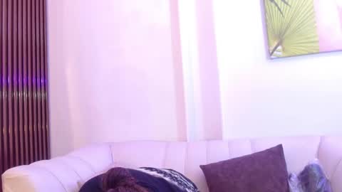 Snapshot of artemiza_love_ chatting on 10-14-25, 12:28 artemiza online show from 10-14-25, 12:28