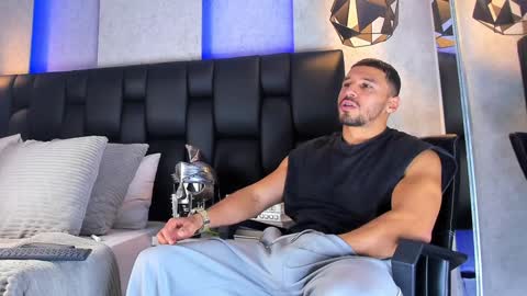 Arthur online show from 01-12-25, 10:43