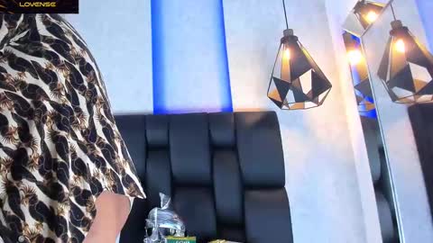 Arthur online show from 03-01-25, 12:17