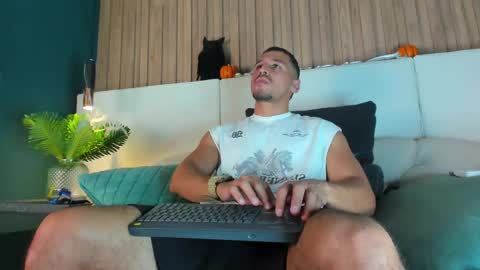 Arthur online show from 10-19-25, 07:36