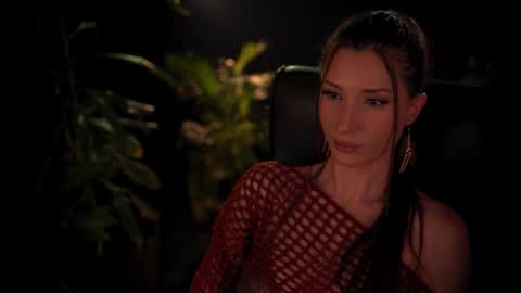 Snapshot of artmarlene chatting on 01-18-26, 01:53 Marlene online show from 01-18-26, 01:53