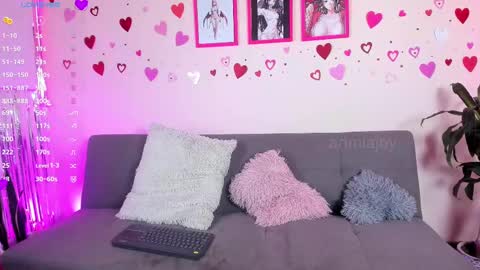 MIA OF artmiajoy online show from 03-08-25, 02:40