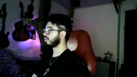 Snapshot of artorias_4 chatting on 12-12-24, 03:32 artorias 4 online show from 12-12-24, 03:32