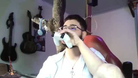 Snapshot of artorias_4 chatting on 12-20-24, 06:24 artorias 4 online show from 12-20-24, 06:24