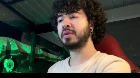 Snapshot of artorias_4 chatting on 11-23-25, 07:52 artorias 4 online show from 11-23-25, 07:52