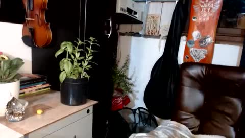 Snapshot of artorias_4 chatting on 12-01-25, 07:02 artorias 4 online show from 12-01-25, 07:02