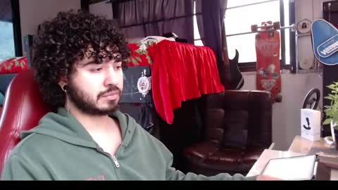 Snapshot of artorias_4 chatting on 12-01-25, 08:58 artorias 4 online show from 12-01-25, 08:58