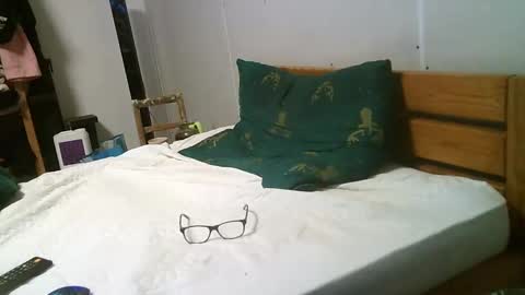 Snapshot of artuditu55 chatting on 09-18-25, 06:32 artuditu36 online show from 09-18-25, 06:32