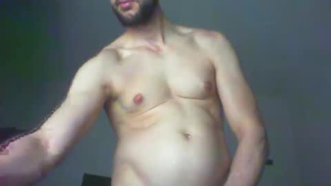 Snapshot of artur833 chatting on 12-22-25, 08:50 artur833 online show from 12-22-25, 08:50