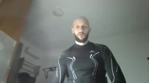 Snapshot of artur833 chatting on 03-07-26, 09:56 artur833 online show from 03-07-26, 09:56