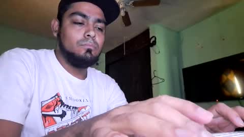 Snapshot of arturo_alvarado93 chatting on 01-07-25, 05:09 the chosen one online show from 01-07-25, 05:09