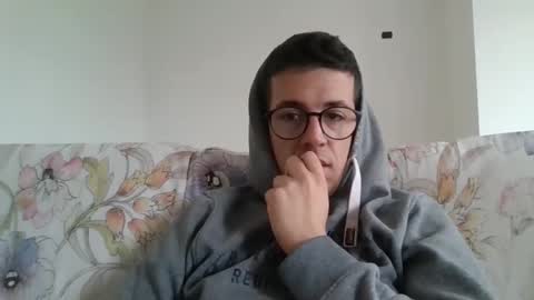 Snapshot of arturpaulval chatting on 01-18-25, 10:39 arturpaulval online show from 01-18-25, 10:39