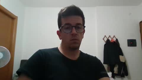 Snapshot of arturpaulval chatting on 12-16-25, 06:57 arturpaulval online show from 12-16-25, 06:57